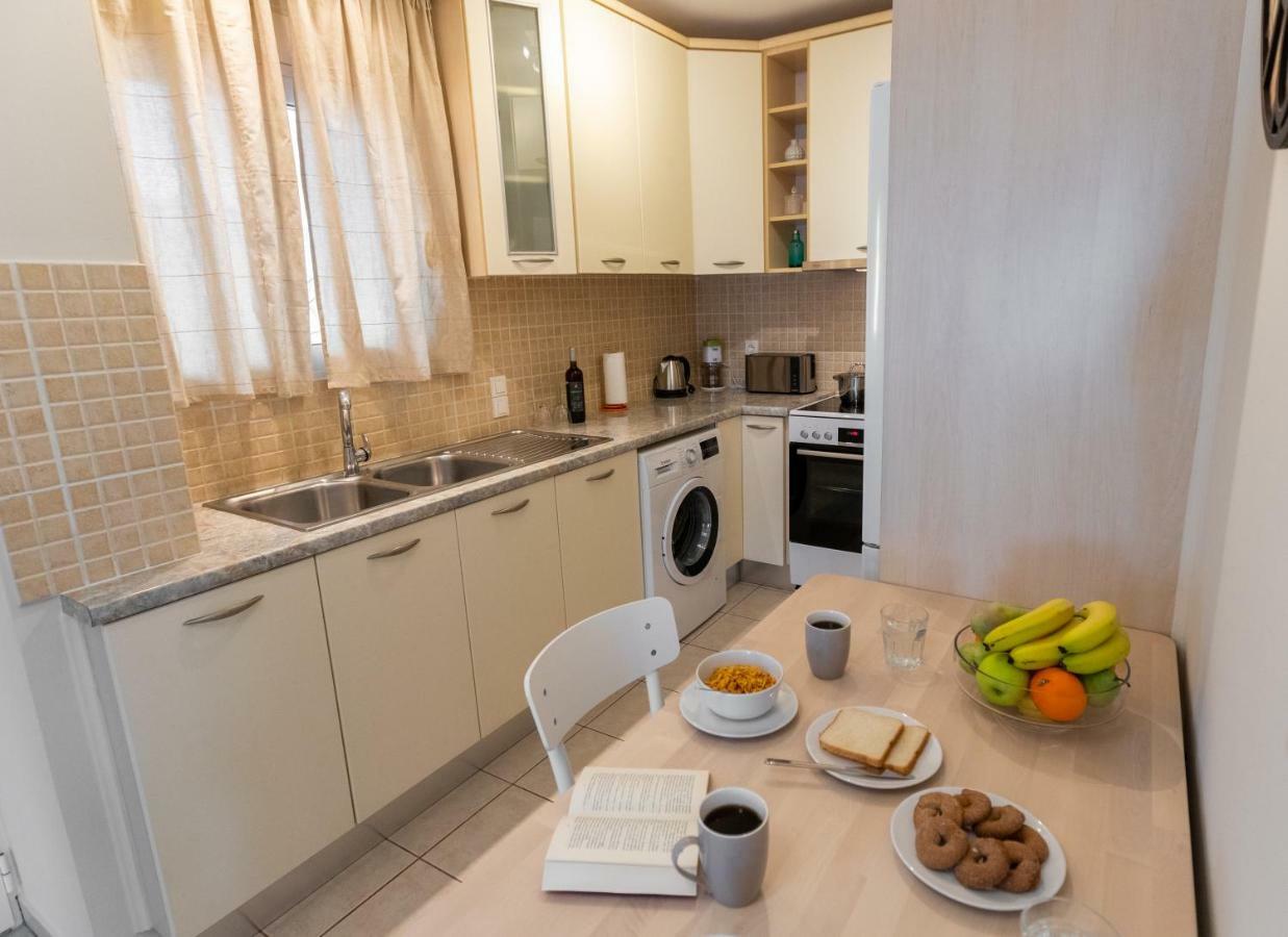 Elena'S Apartment 4 Argostoli  Bagian luar foto
